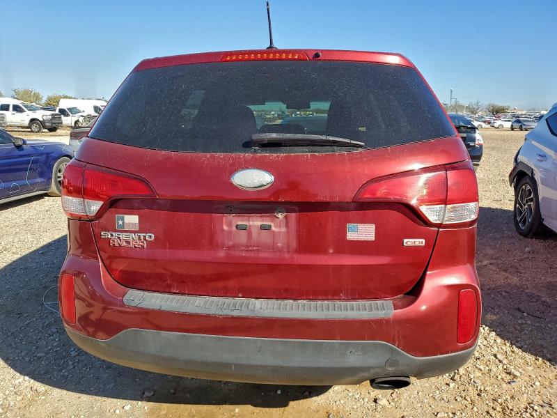 Photo 6 from auction – 2014 KIA SORENTO LX with VIN 5XYKT3A65EG477528