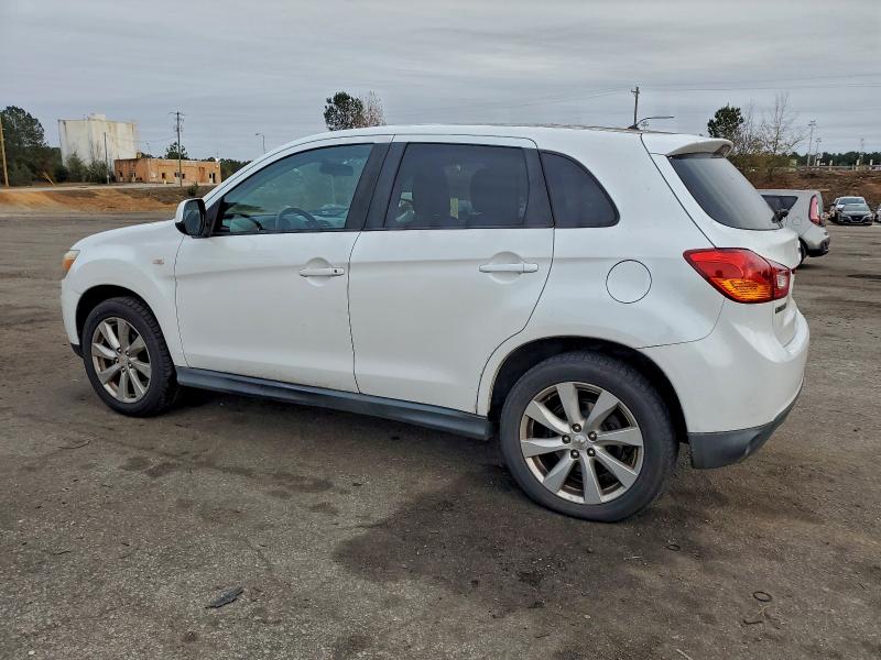 Photo 2 from auction – 2013 MITSUBISHI OUTLANDER with VIN 4A4AP3AU0DE003047