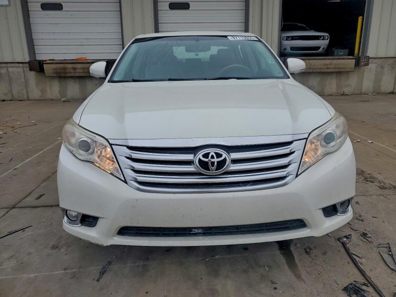 Photo 5 from auction – 2011 TOYOTA AVALON BAS with VIN 4T1BK3DB4BU428919