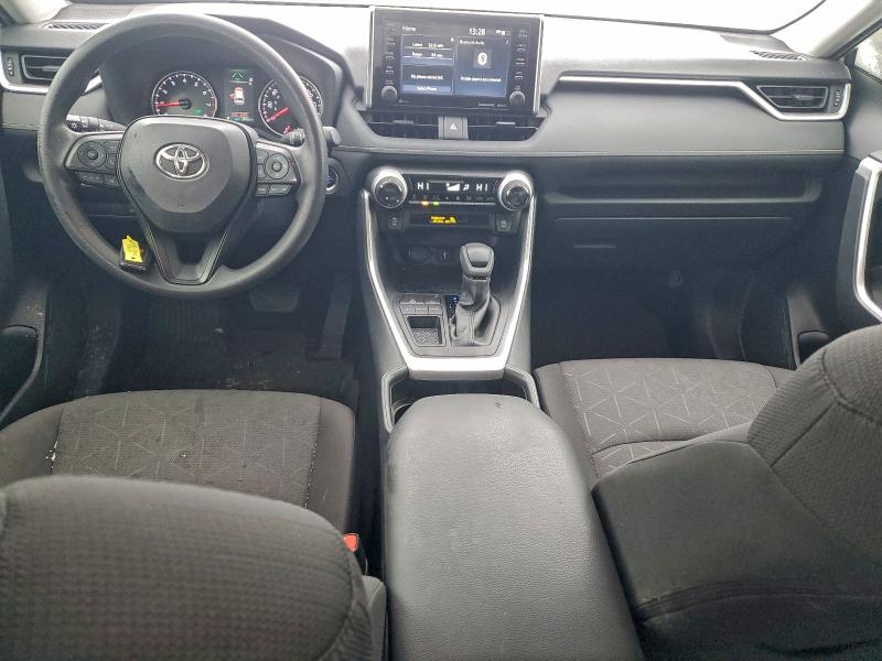Photo 8 from auction – 2021 TOYOTA RAV4 XLE with VIN JTMW1RFV3MD080553