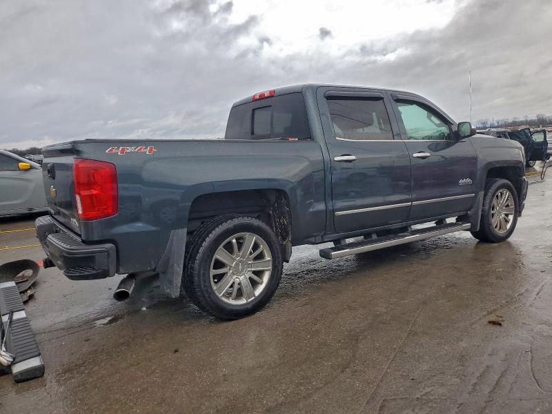 Photo 3 from auction – 2017 CHEVROLET SILVERADO with VIN 3GCUKTEC9HG174446