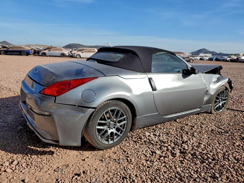 Photo 3 from auction – 2005 NISSAN 350Z with VIN JN1AZ36A35M757652