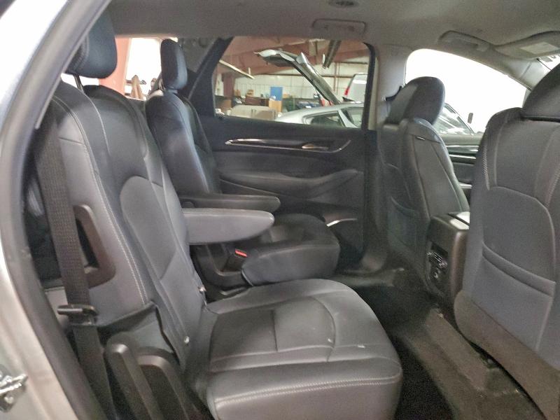 Photo 11 from auction – 2018 BUICK ENCLAVE with VIN 5GAERBKW3JJ200134