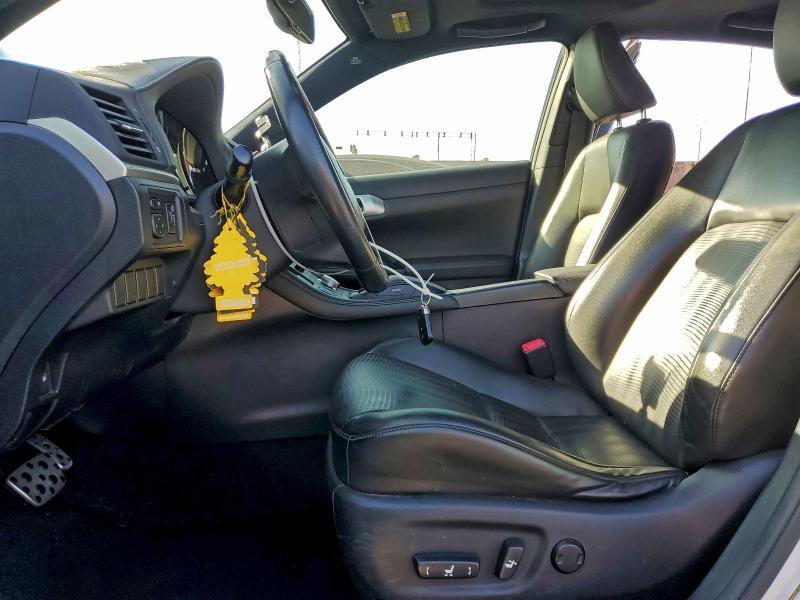 Photo 7 from auction – 2012 LEXUS CT 200 with VIN JTHKD5BH5C2058531