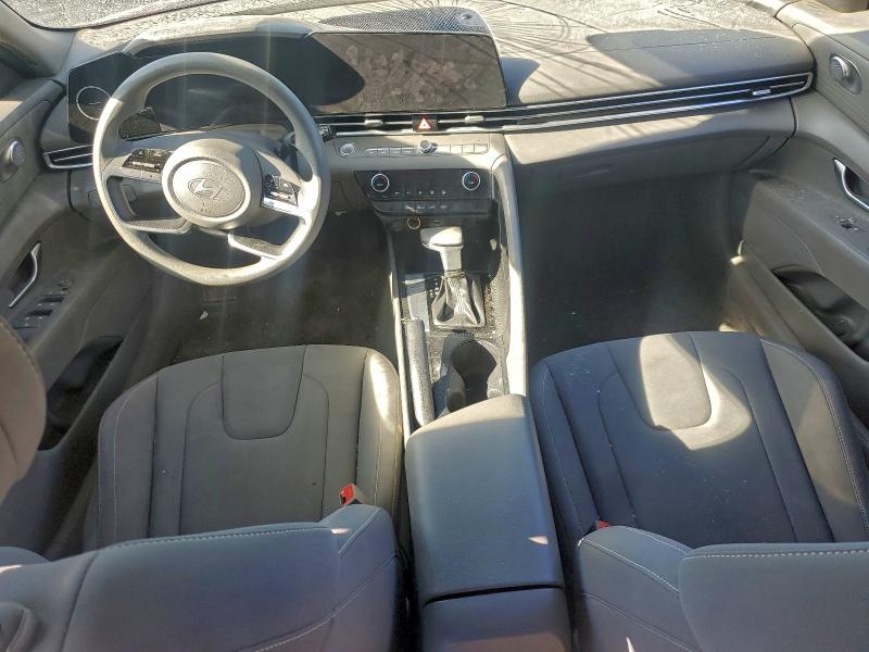 Photo 8 from auction – 2024 HYUNDAI ELANTRA with VIN KMHLM4DG7RU752425