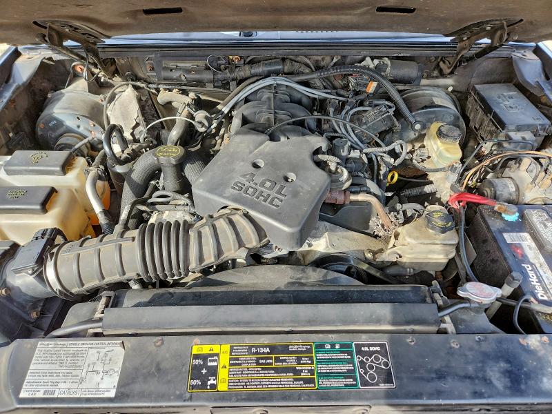 Foto 11 de la subasta – 2004 FORD EXPLORER S con VIN 1FMZU77K14UB98903