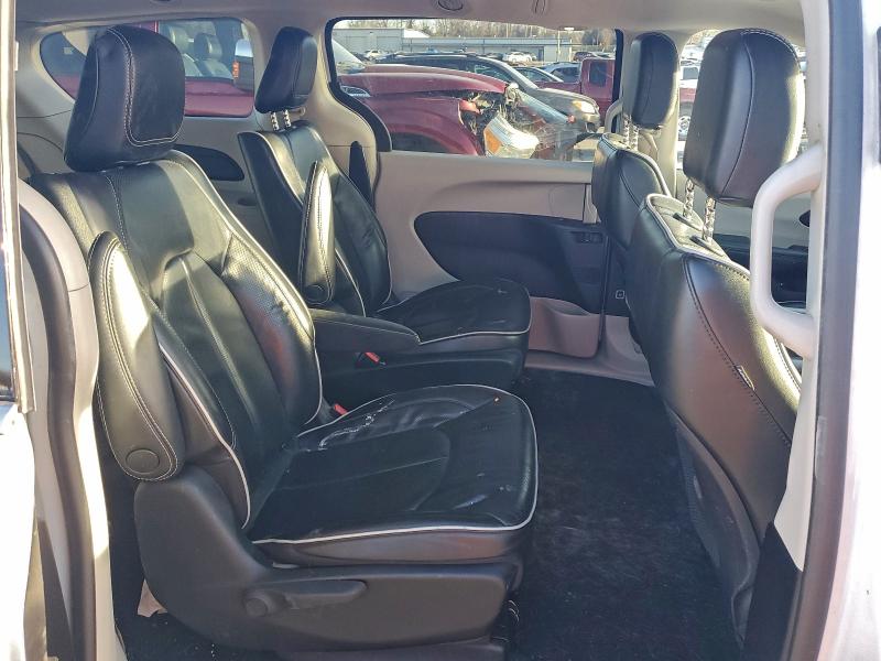 Photo 11 from auction – 2022 CHRYSLER PACIFICA H with VIN 2C4RC1S75NR183536
