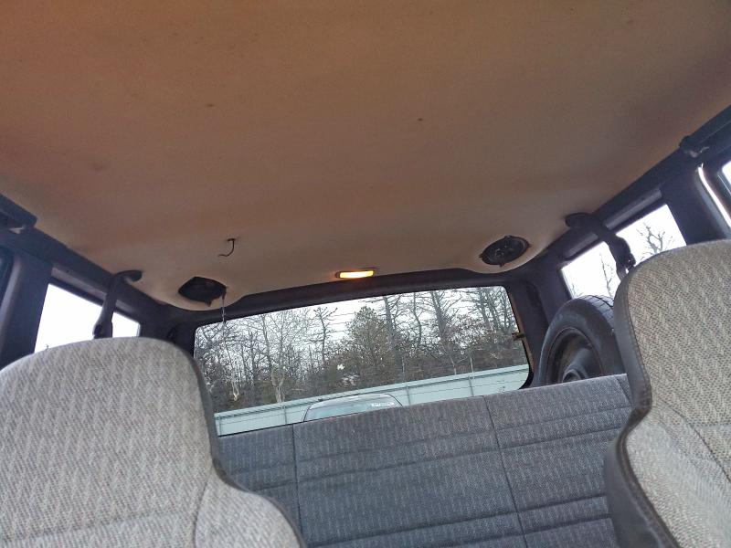 Photo 10 from auction – 2000 JEEP CHEROKEE with VIN 1J4FF48S9YL204046
