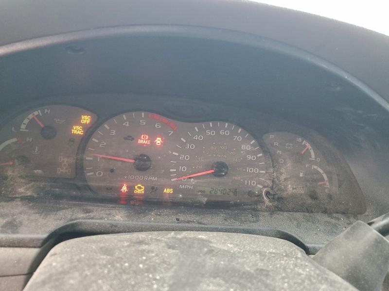 Photo 9 from auction – 2003 TOYOTA SEQUOIA with VIN 5TDBT44AX3S150841
