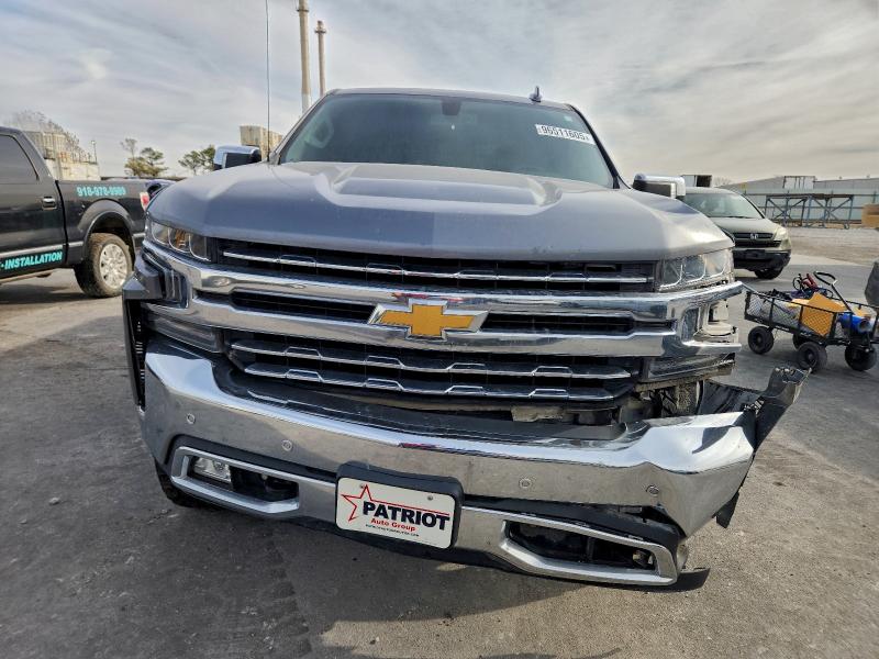 Photo 5 from auction – 2022 CHEVROLET SILVERADO with VIN 1GCUYGET1NZ164964