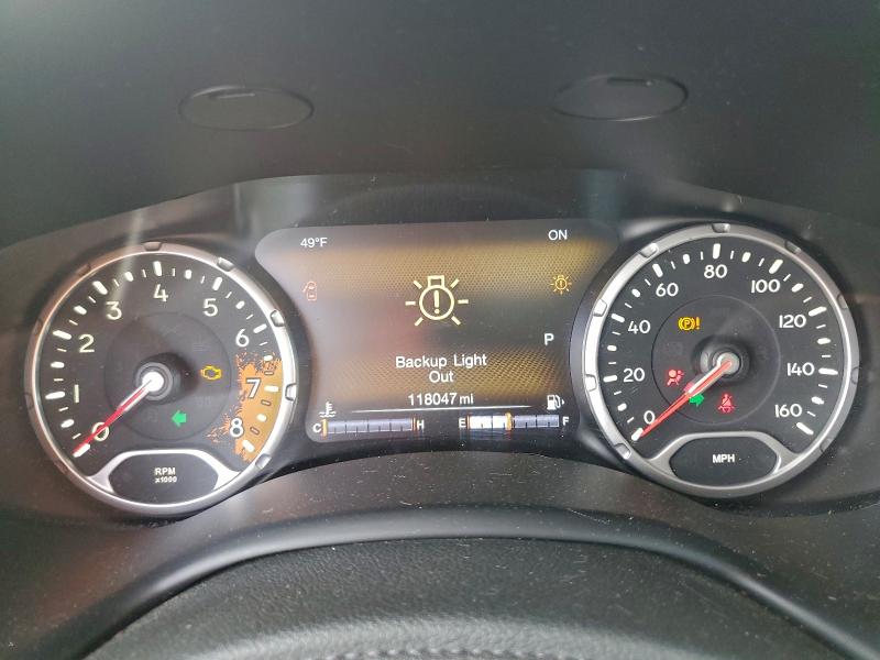 Photo 9 from auction – 2015 JEEP RENEGADE with VIN ZACCJBCT0FPB56450