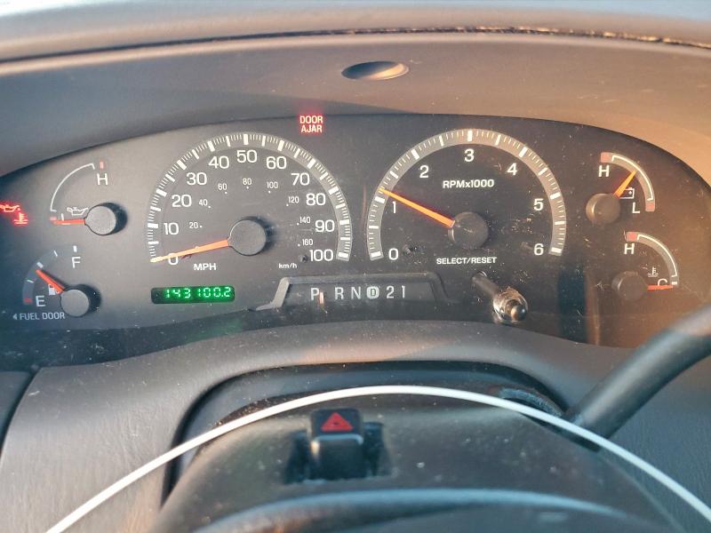 Photo 9 from auction – 2001 FORD F150 SUPER with VIN 1FTRW07W91KE15677
