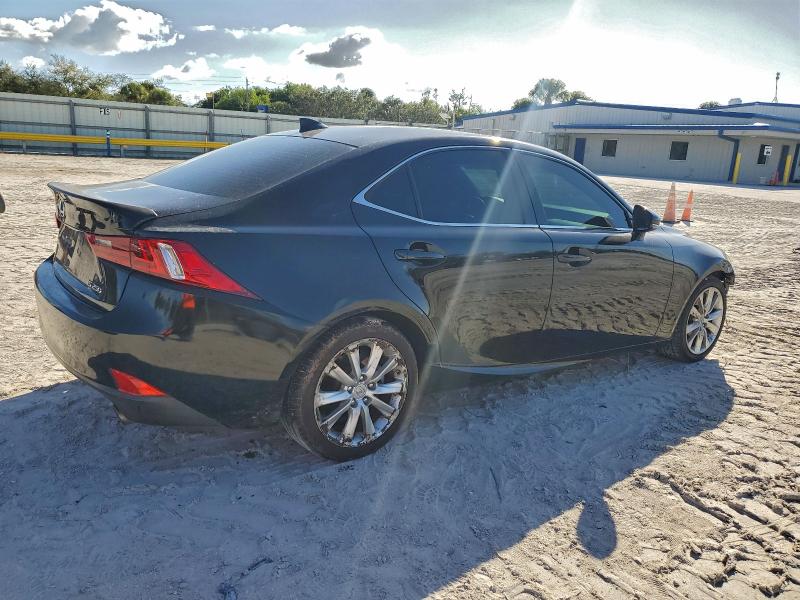 Photo 3 from auction – 2015 LEXUS IS 250 with VIN JTHBF1D21F5062381