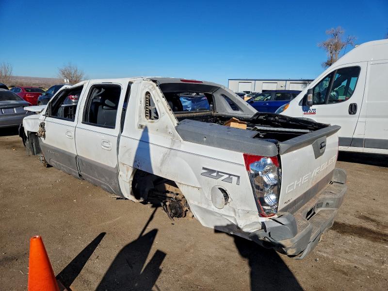Photo 2 from auction – 2002 CHEVROLET AVALANCHE with VIN 3GNEK13T72G111159