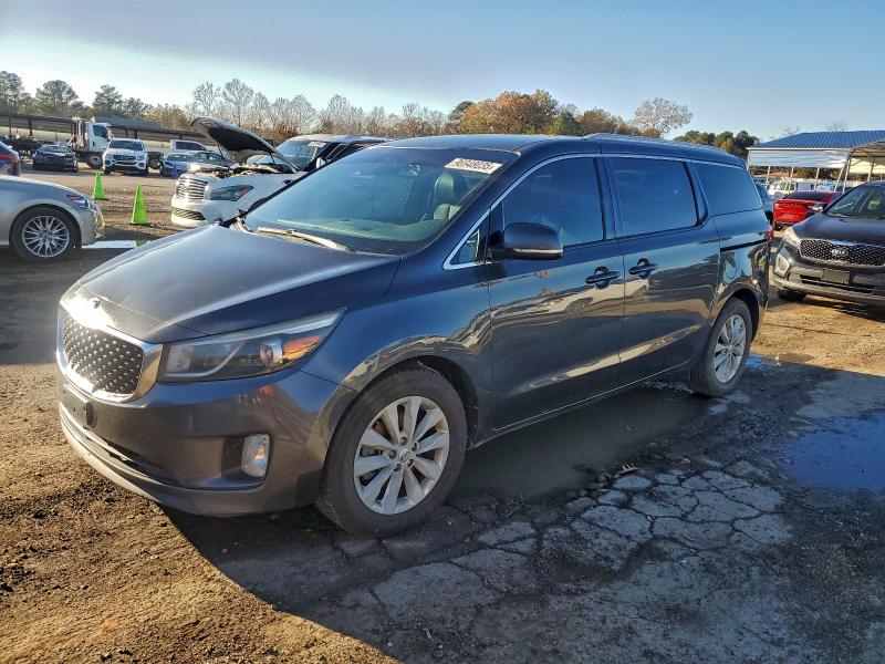 KIA SEDONA EX 2015 with VIN KNDMC5C19F6060049 - Photo from auction