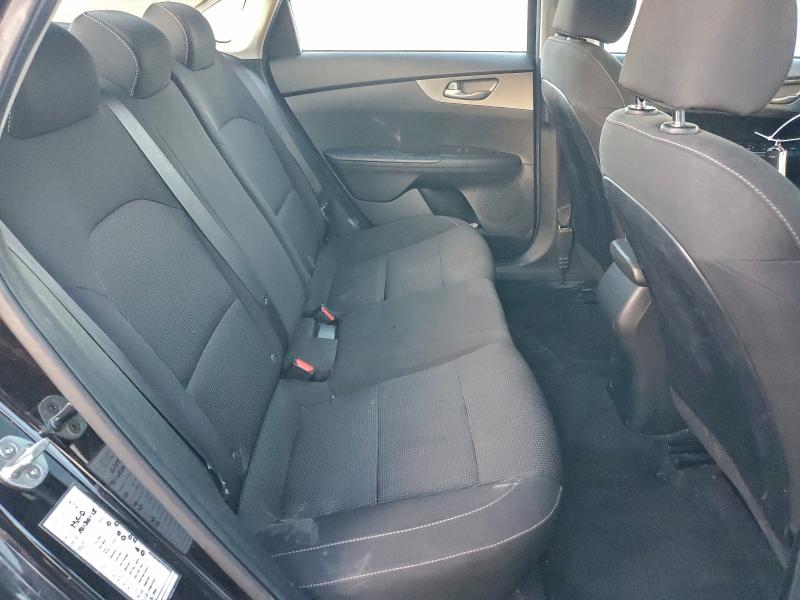 Photo 10 from auction – 2019 KIA FORTE FE with VIN 3KPF24AD7KE030118