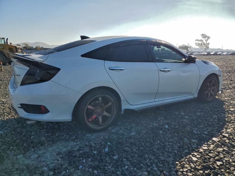 Photo 3 from auction – 2017 HONDA CIVIC TOUR with VIN 19XFC1F95HE211971