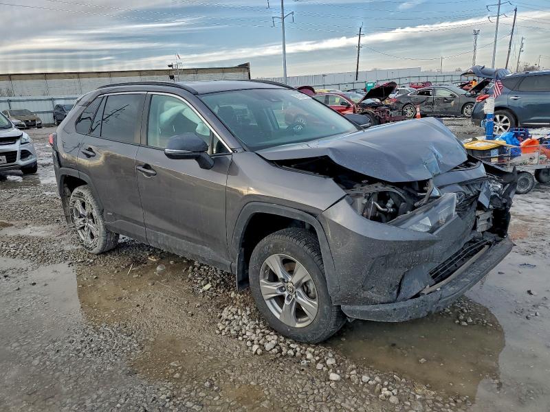 Photo 4 from auction – 2022 TOYOTA RAV4 LE with VIN 4T3MWRFV4NU067758