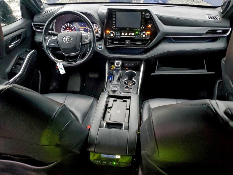 Photo 8 from auction – 2021 TOYOTA HIGHLANDER with VIN 5TDJZRBH5MS157883