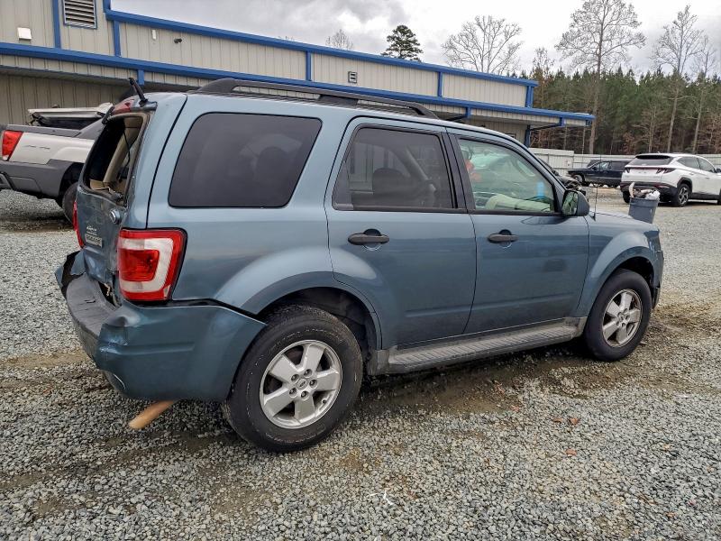 Photo 3 from auction – 2012 FORD ESCAPE XLT with VIN 1FMCU0D78CKB19279