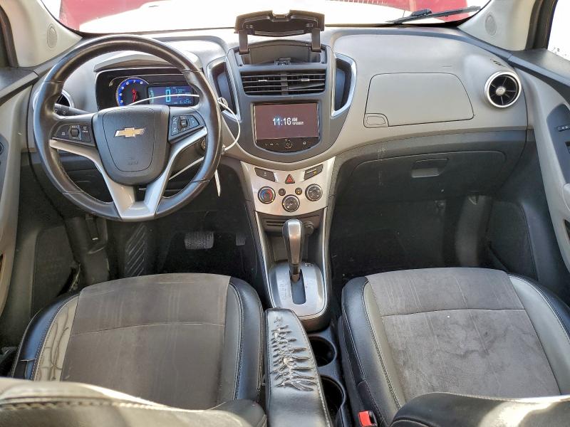 Photo 8 from auction – 2015 CHEVROLET TRAX 1LT with VIN 3GNCJLSBXFL242596