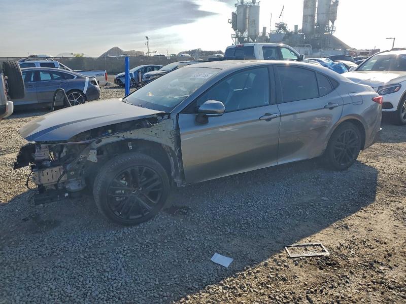 TOYOTA CAMRY XSE 2025 with VIN 4T1DAACK2SU518524 - Photo from auction