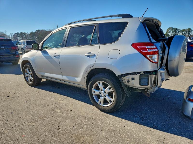 Photo 2 from auction – 2011 TOYOTA RAV4 with VIN 2T3ZF4DV1BW103123