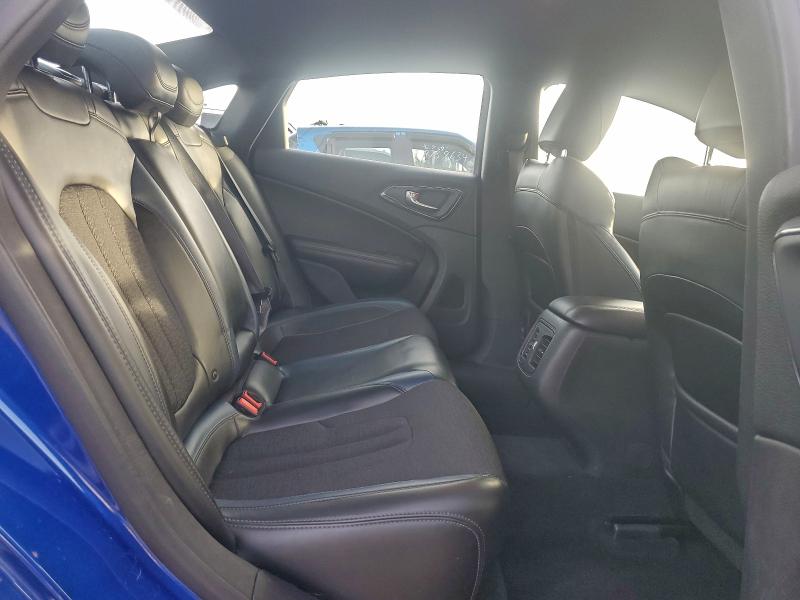 Photo 10 from auction – 2015 CHRYSLER 200 S with VIN 1C3CCCDG2FN523274