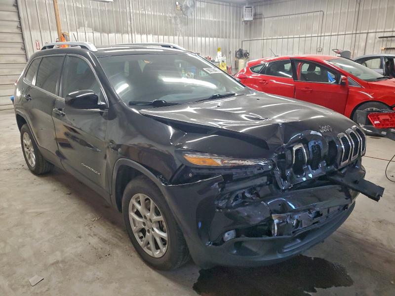 Photo 4 from auction – 2017 JEEP CHEROKEE L with VIN 1C4PJLCSXHW653860