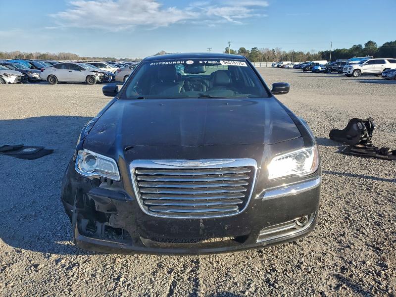 Photo 5 from auction – 2013 CHRYSLER 300 with VIN 2C3CCAAG5DH520562