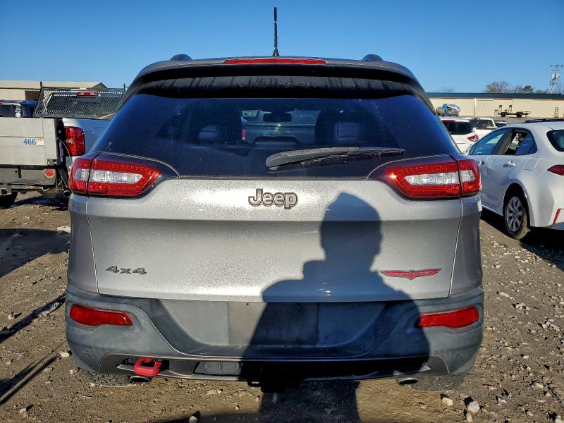 Photo 6 from auction – 2014 JEEP CHEROKEE T with VIN 1C4PJMBS8EW240113