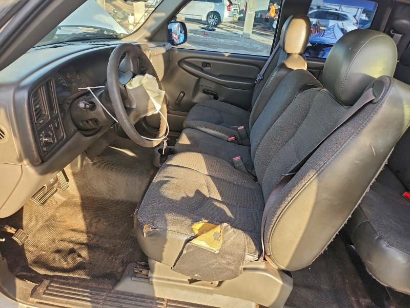 Photo 7 from auction – 2005 CHEVROLET SILVERADO with VIN 1GCEC19T85E283595