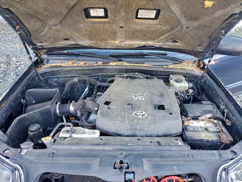 Foto 12 de la subasta – 2004 TOYOTA 4RUNNER SR con VIN JTEBU14R848027834