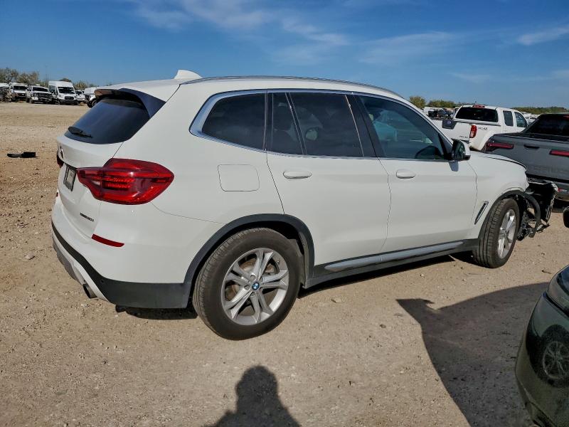 Photo 3 from auction – 2020 BMW X3 SDRIVE3 with VIN 5UXTY3C09LLE55212