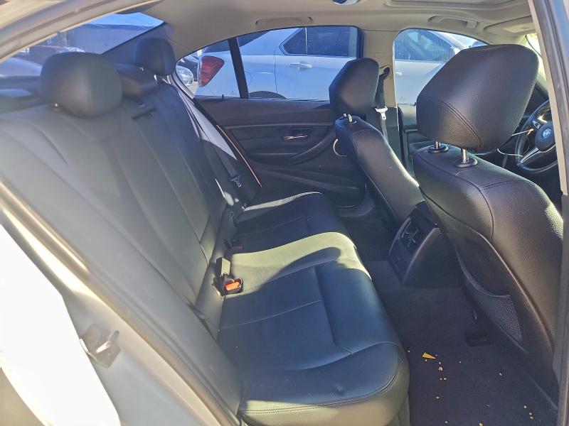 Photo 10 from auction – 2013 BMW 335 I with VIN WBA3A9G51DNP37861