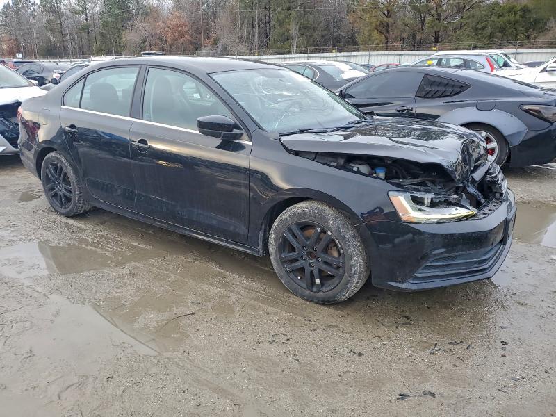 Photo 4 from auction – 2017 VOLKSWAGEN JETTA S with VIN 3VW2B7AJ1HM358507