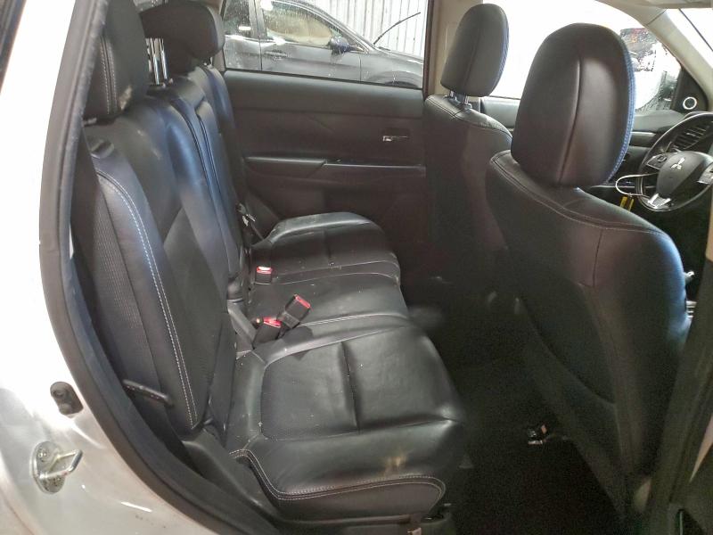 Photo 11 from auction – 2016 MITSUBISHI OUTLANDER with VIN JA4AZ3A35GZ001410