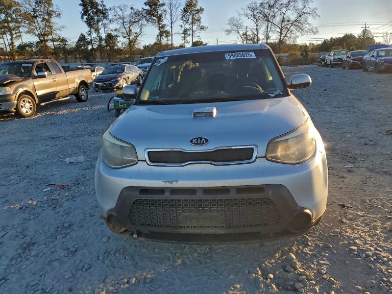 Photo 5 from auction – 2015 KIA SOUL with VIN KNDJN2A26F7771015