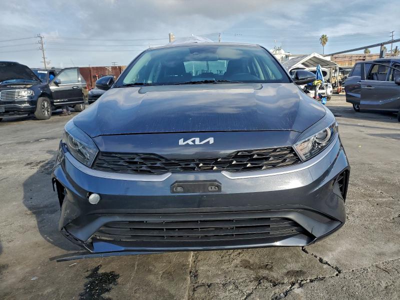 Photo 5 from auction – 2022 KIA FORTE FE with VIN 3KPF24AD8NE490330