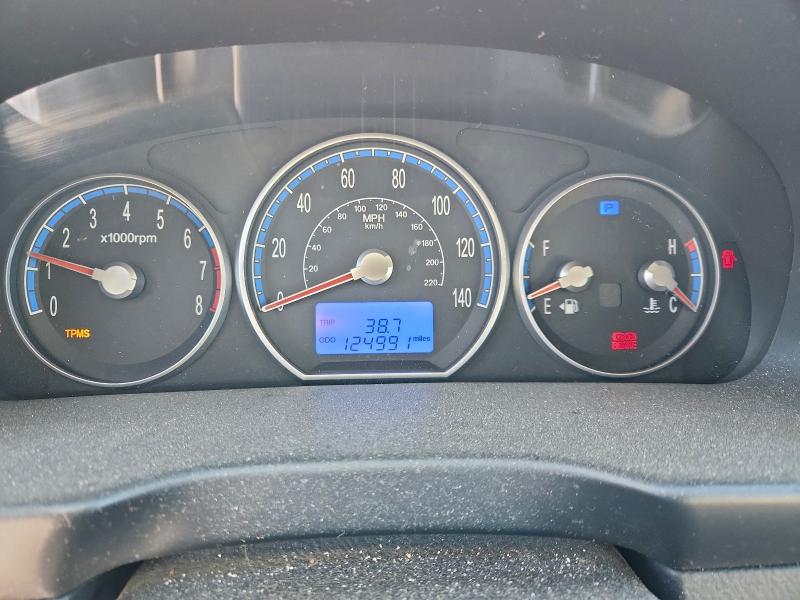 Photo 9 from auction – 2009 HYUNDAI SANTA FE G with VIN 5NMSG13D09H289077