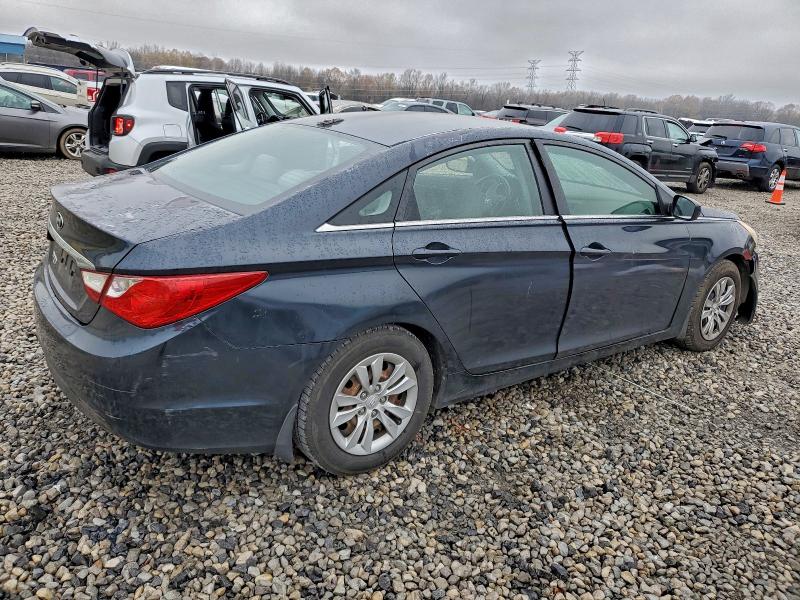 Photo 3 from auction – 2012 HYUNDAI SONATA GLS with VIN 5NPEB4AC8CH342190