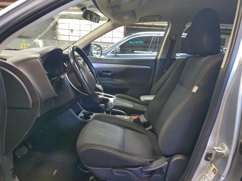 Photo 7 from auction – 2016 MITSUBISHI OUTLANDER with VIN JA4AZ3A34GZ038125