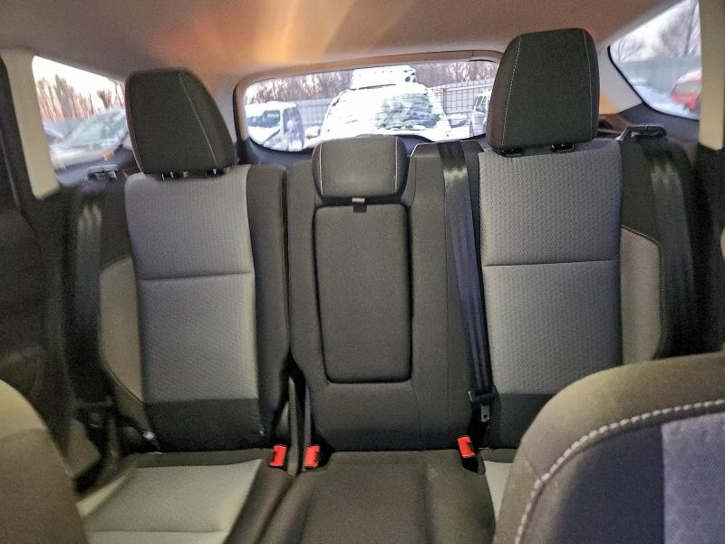 Photo 10 from auction – 2018 FORD ESCAPE SE with VIN 1FMCU0GD8JUB51944