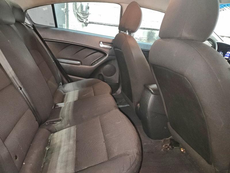Photo 10 from auction – 2017 KIA FORTE with VIN 3KPFK4A74HE014333