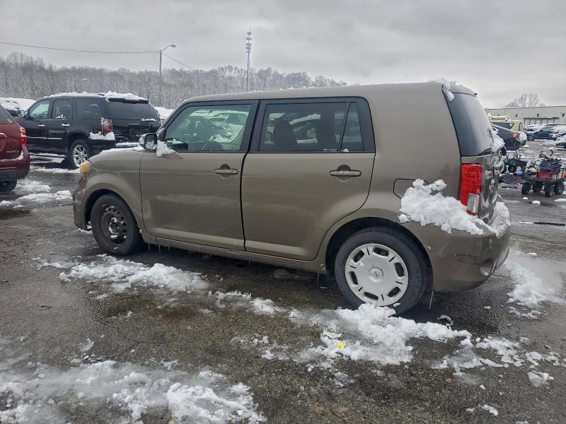 Photo 2 from auction – 2011 TOYOTA SCION XB with VIN JTLZE4FE5B1130618