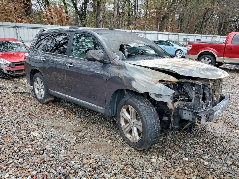 Photo 4 from auction – 2012 TOYOTA HIGHLANDER with VIN 5TDYK3EH6CS081410