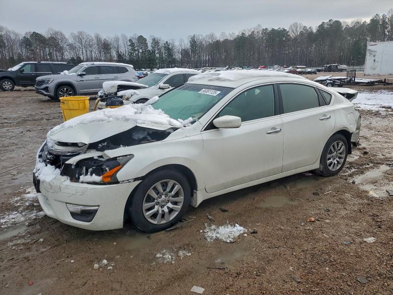 NISSAN ALTIMA 2.5 2015 with VIN 1N4AL3AP9FC216886 - Photo from auction