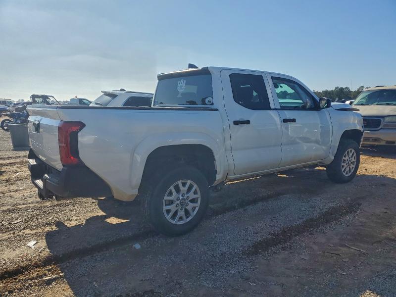 Photo 3 from auction – 2024 TOYOTA TACOMA DOU with VIN 3TYLD5KN2RT004735