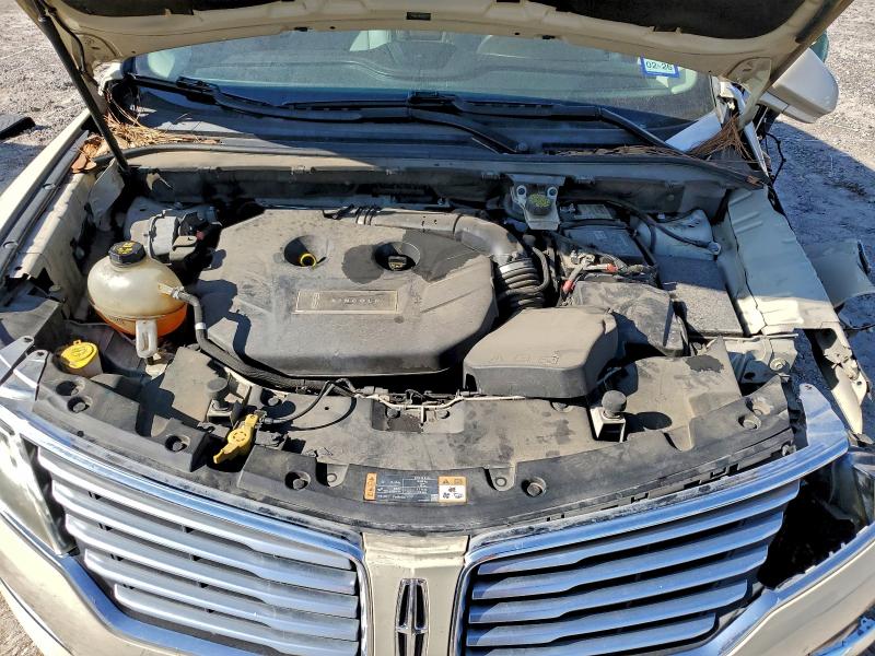 Photo 12 from auction – 2018 LINCOLN MKC PREMIE with VIN 5LMCJ1C95JUL07452