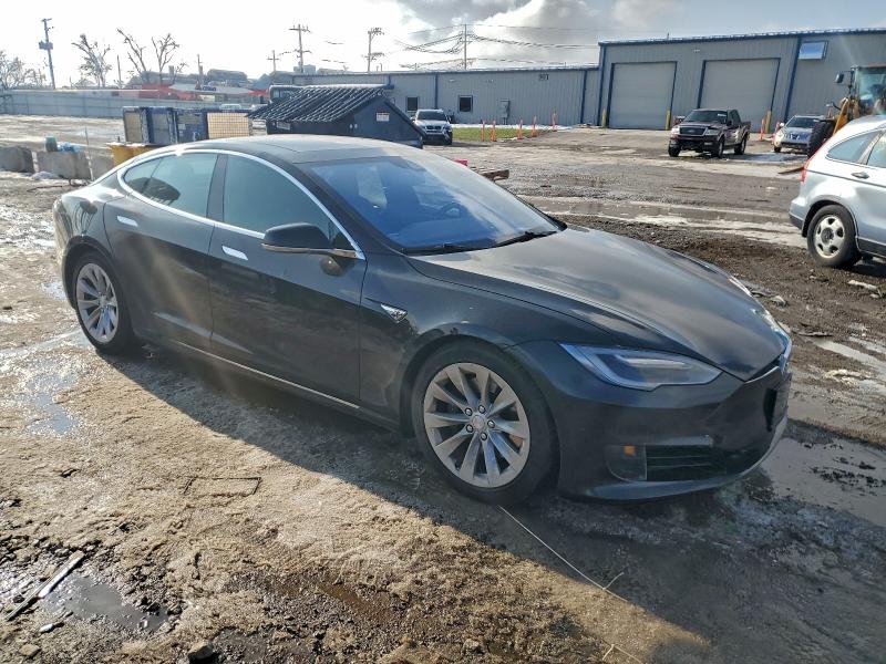 Photo 4 from auction – 2016 TESLA MODEL S with VIN 5YJSA1E20GF152796